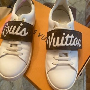 Women’s Louis Vuitton Sneakers